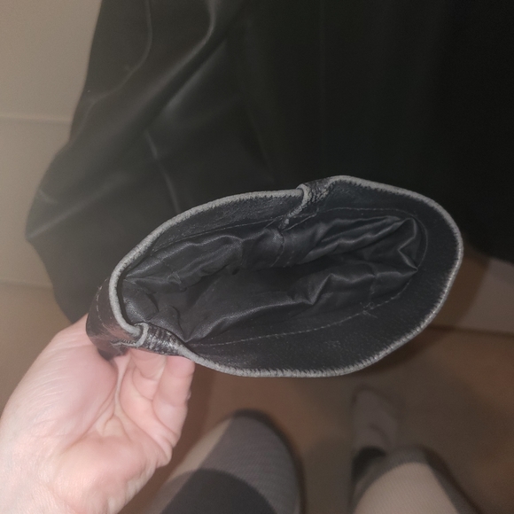 Mens DH3 hooded leather jacket. Size large - Picture 8 of 11